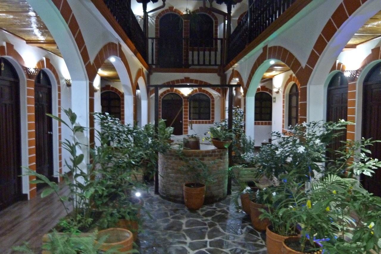 Hotel La Gran Sultana Granada Exteriör bild